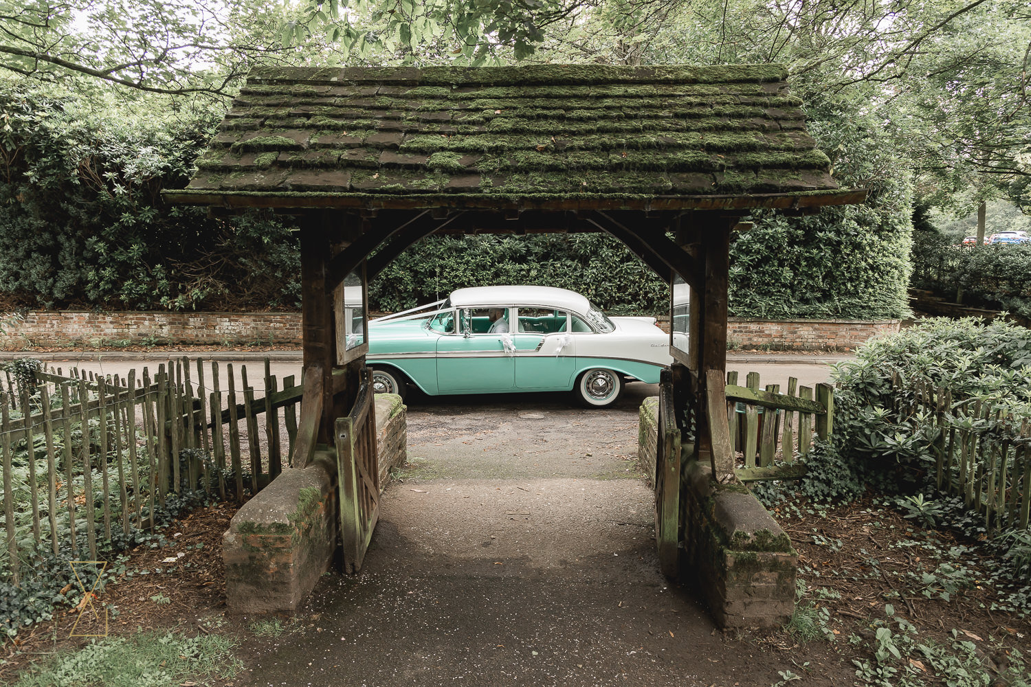 Chevrolet-Bel-Air-wedding-car-Cheshire-wedding