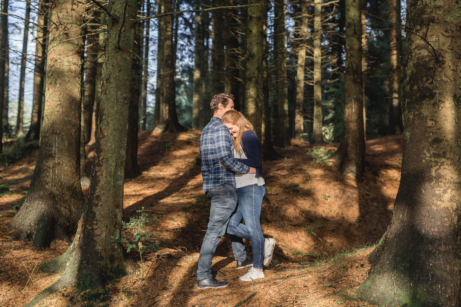 Cheshire-pre-wedding-photoshoot-in-the-forest-022.jpg