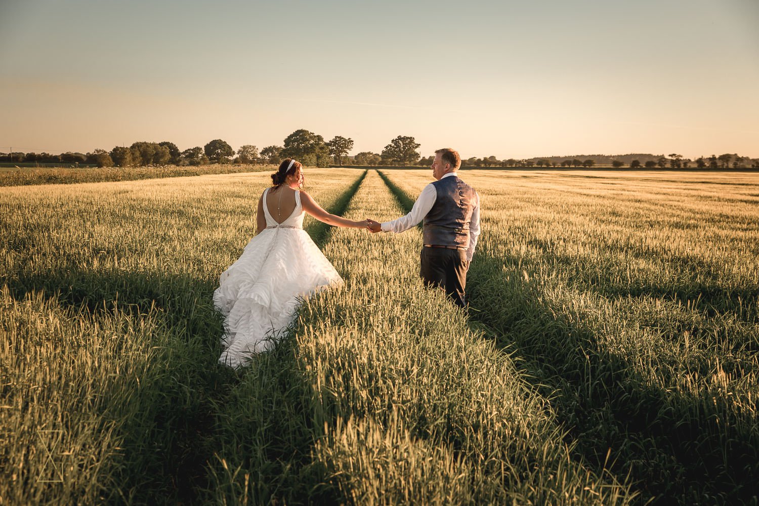Yorkshire-wedding-photographer-Bunny-Hill-201.jpg