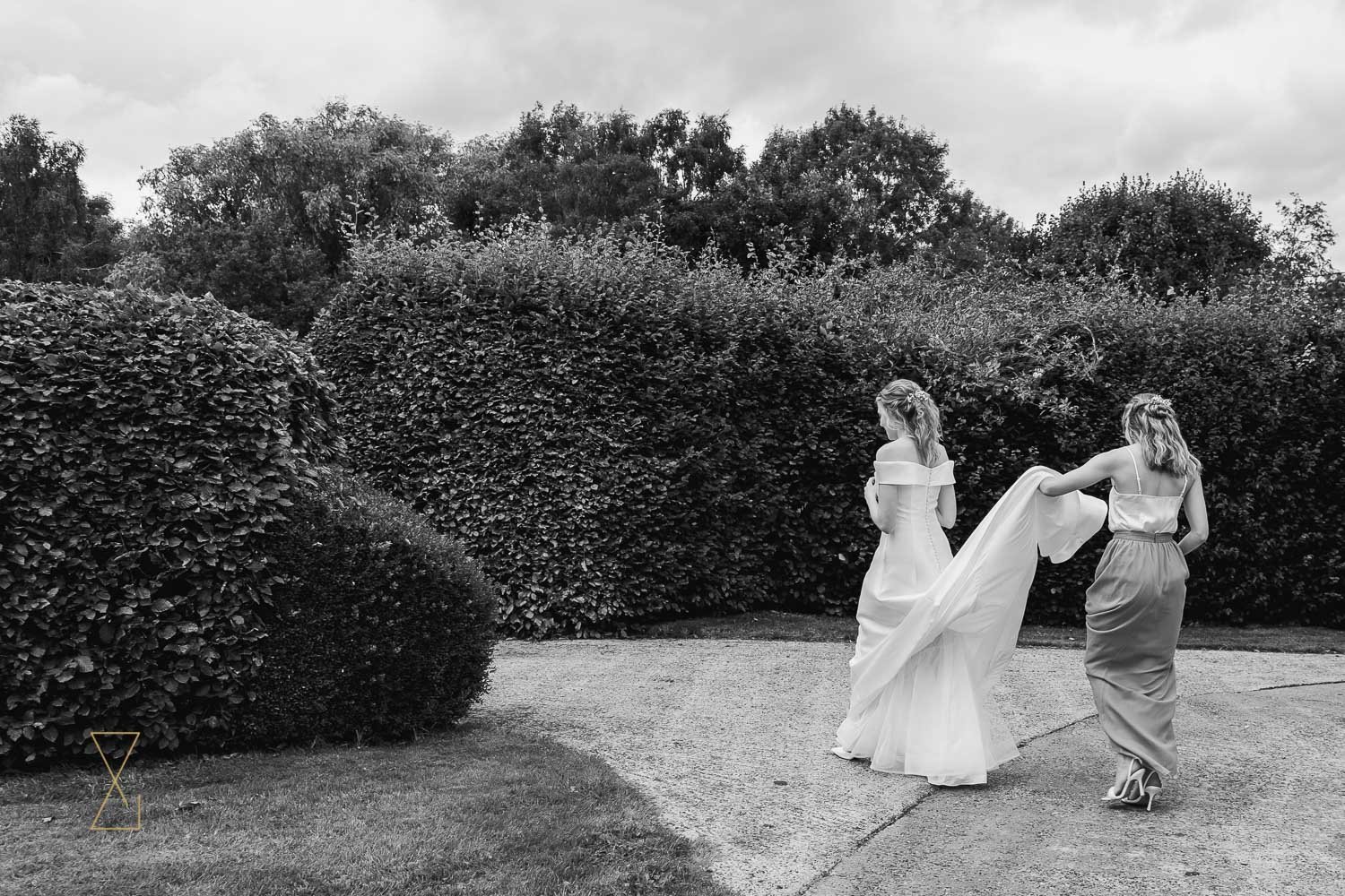 Cheshire-wedding-photographer-Holford-Estate-075.JPG