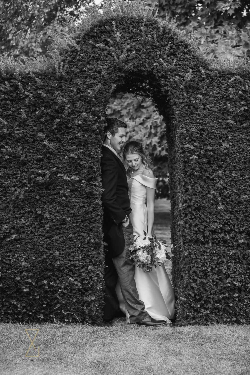 Cheshire-wedding-photographer-Holford-Estate-200.JPG