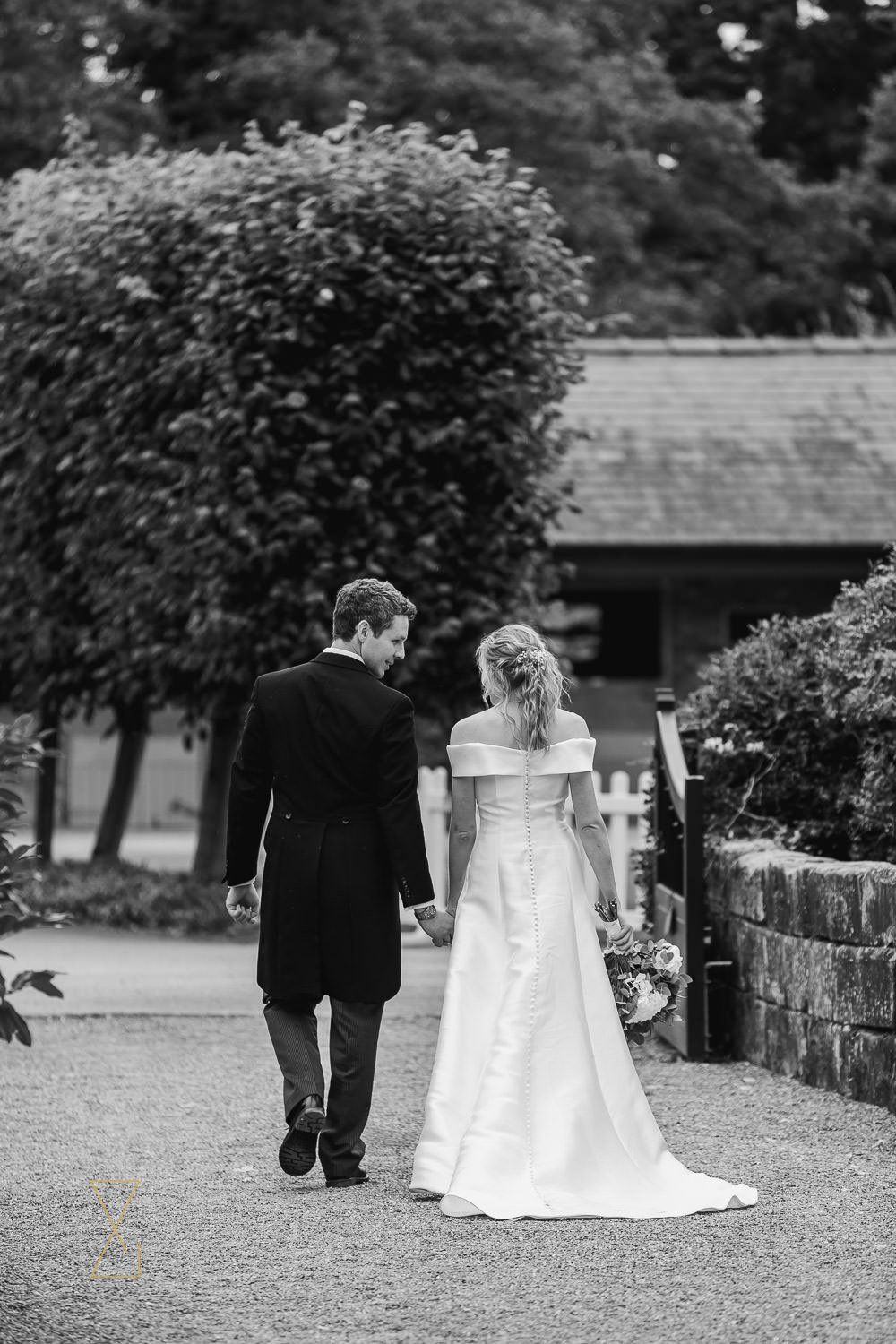 Cheshire-wedding-photographer-Holford-Estate-250.JPG