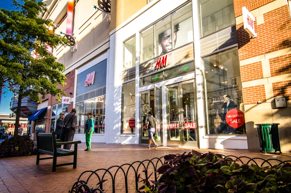 H&M.jpg