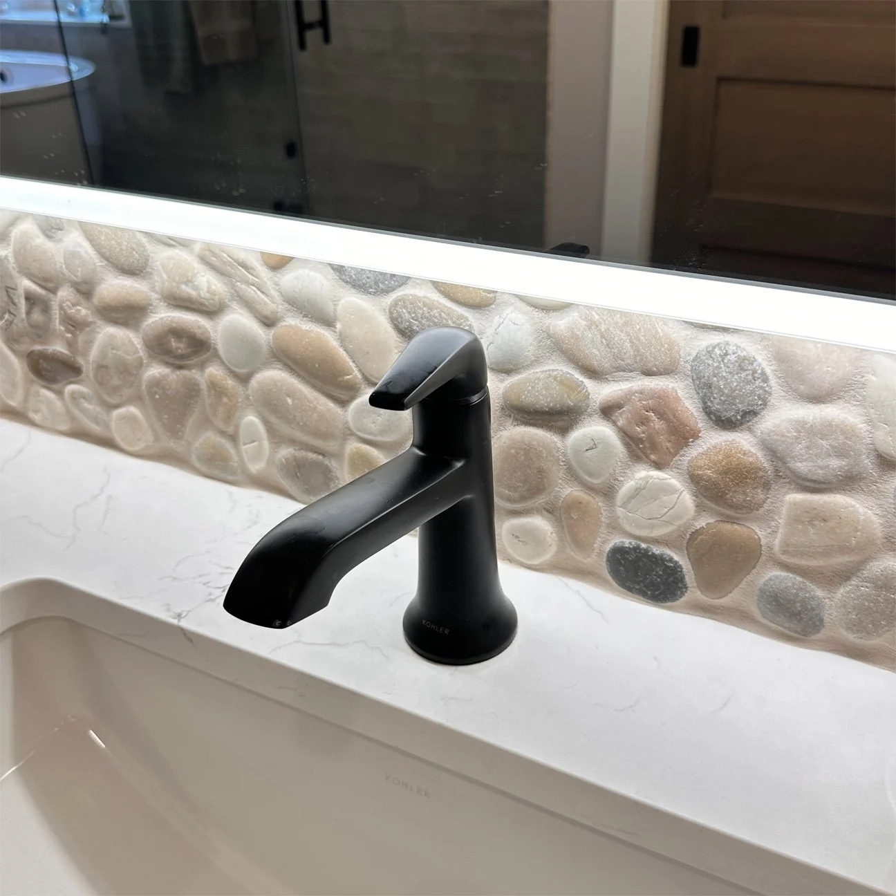 Arocordis_MainBath_DetailSink.jpg
