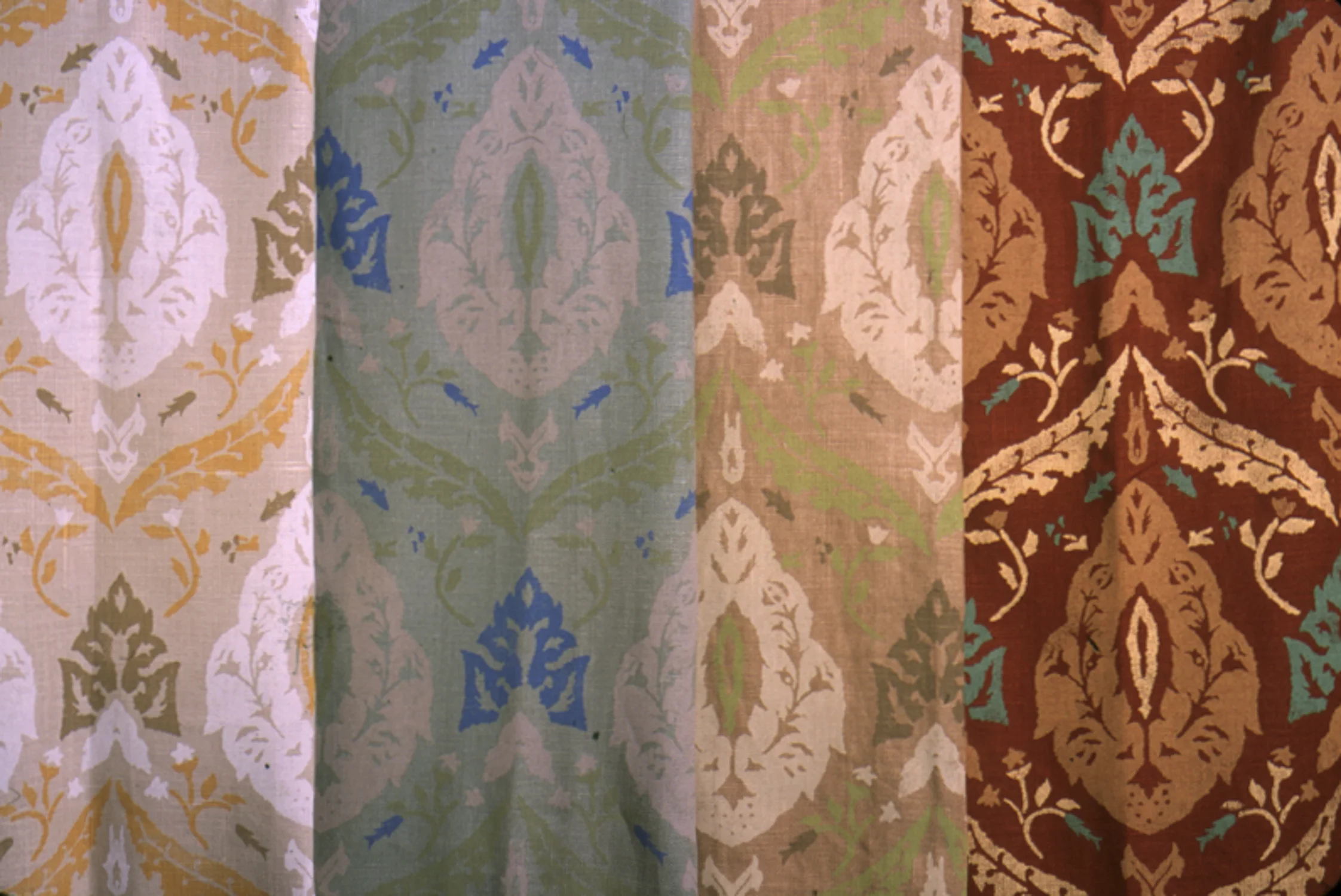 2_Agra on P336 Heavy Linen.jpg
