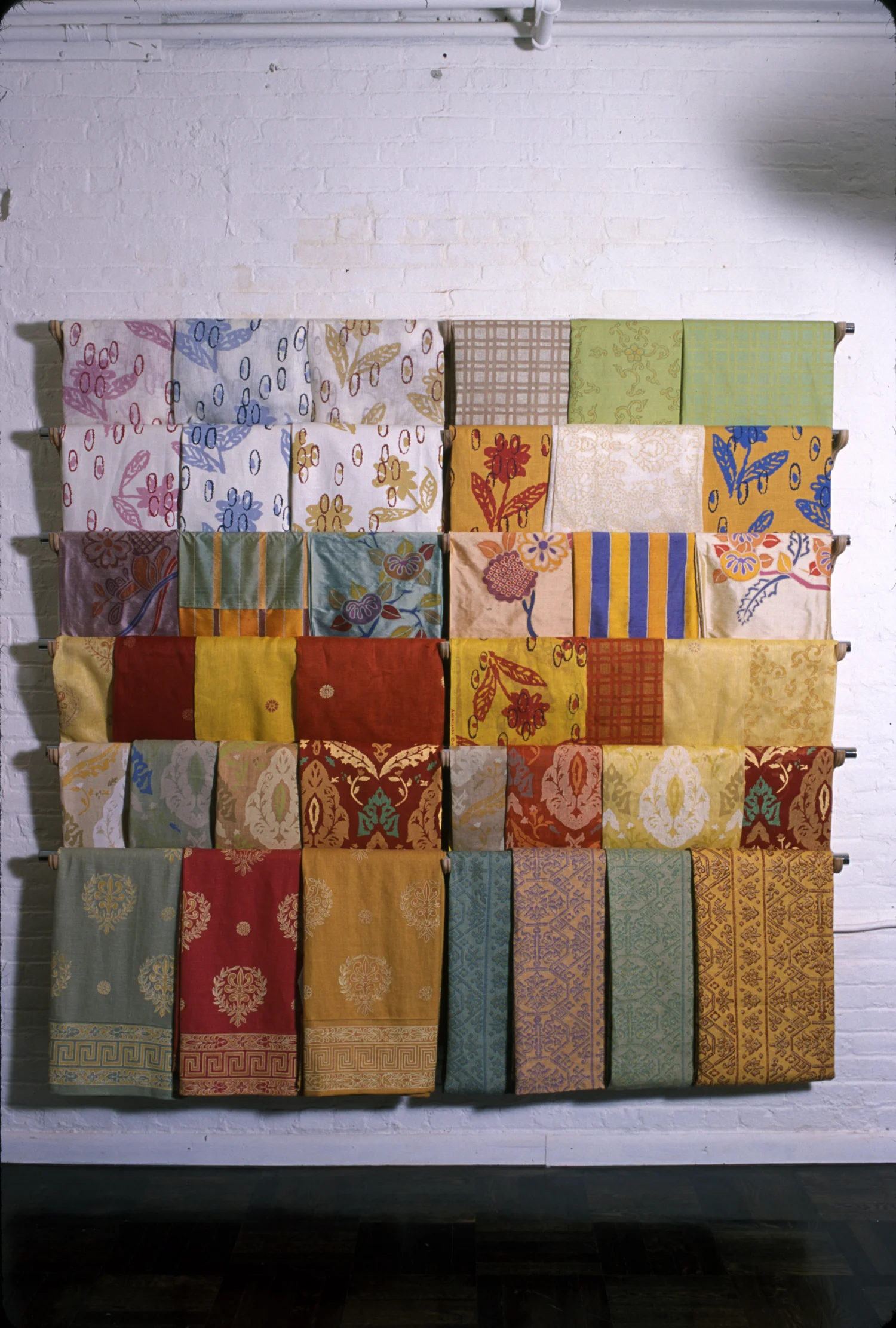 1_Fatto a mano Fabrics.jpg