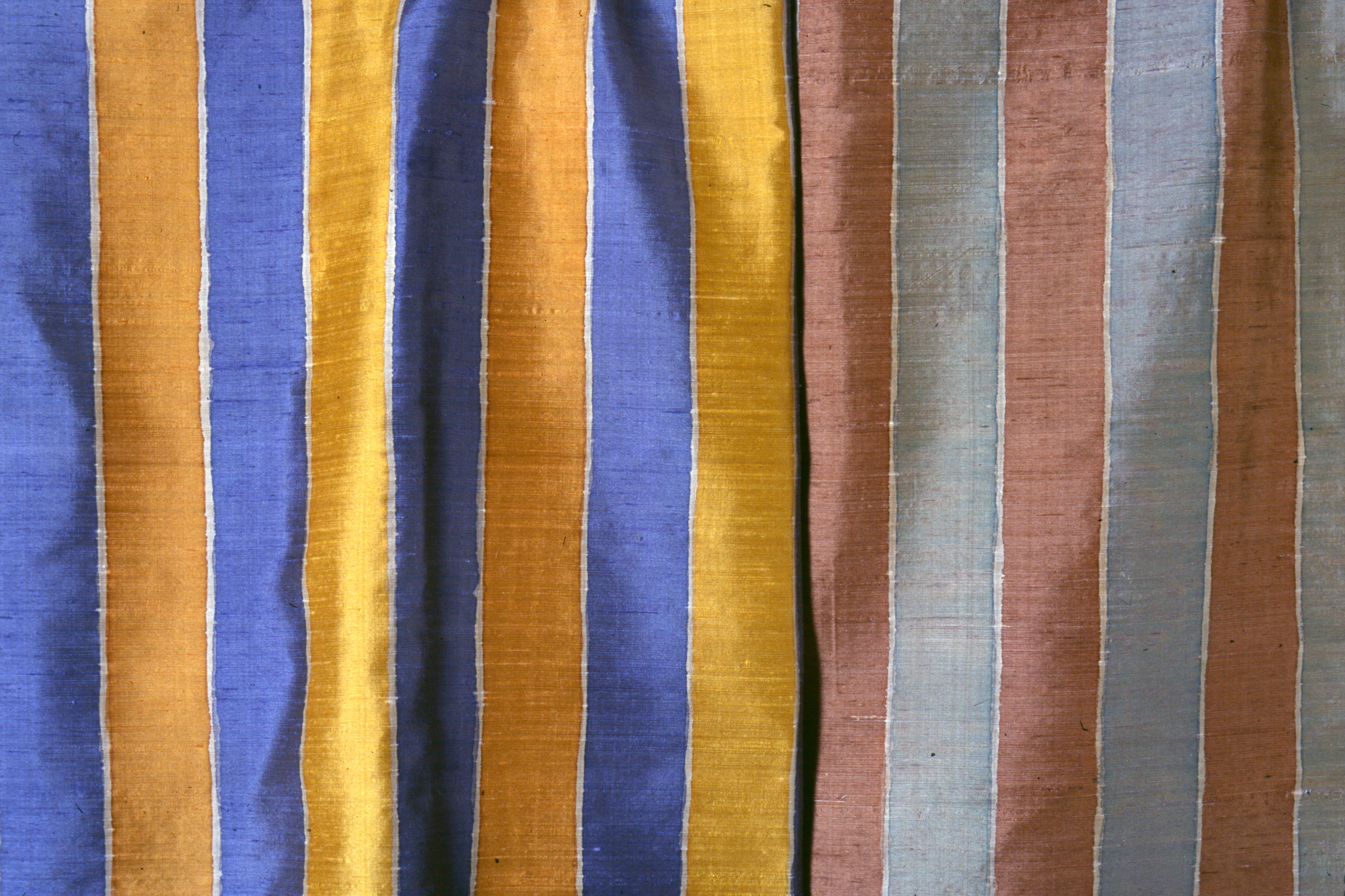 42_Large Stripes hand painted dupioni silk.jpg