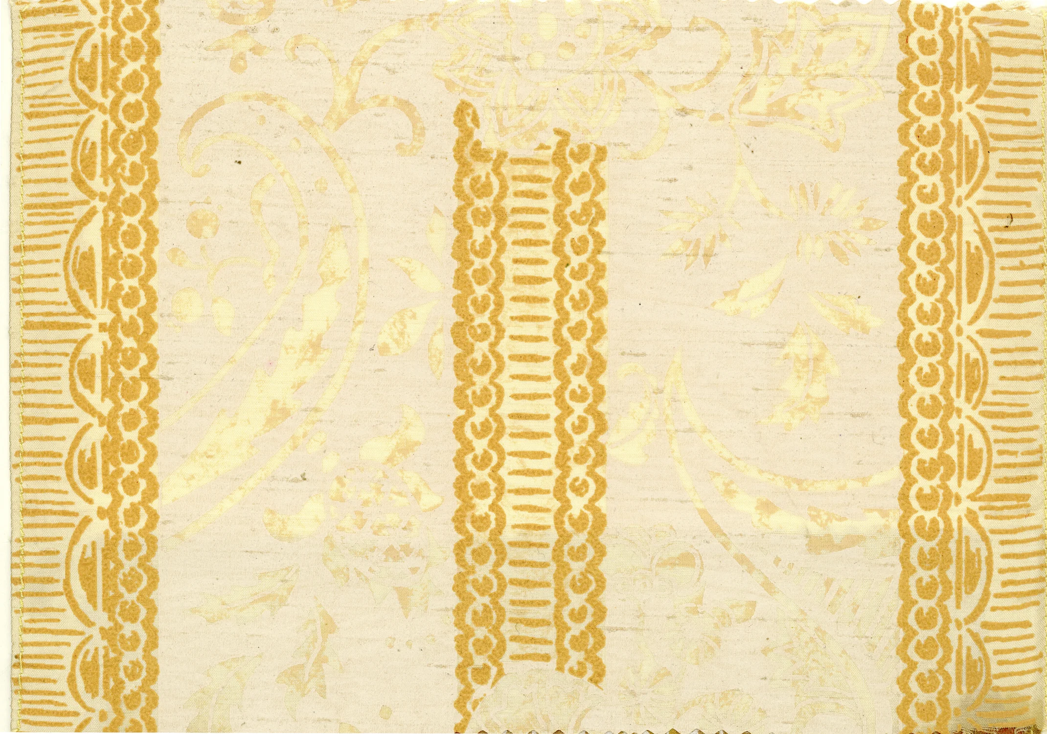 50_Mezzaro 219darkcream 004.jpg