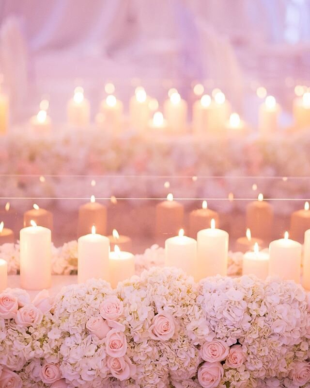 #ceremony #aisle #decoration designed by @emilioolabarrieta @caribehilton #weddingplanner @cristinacamposv #photo by @vanessavelezphotography #clear #acrylic #long #planters #candles #flower #cushion #romanticwedding #event #beforequarantine #staysaf