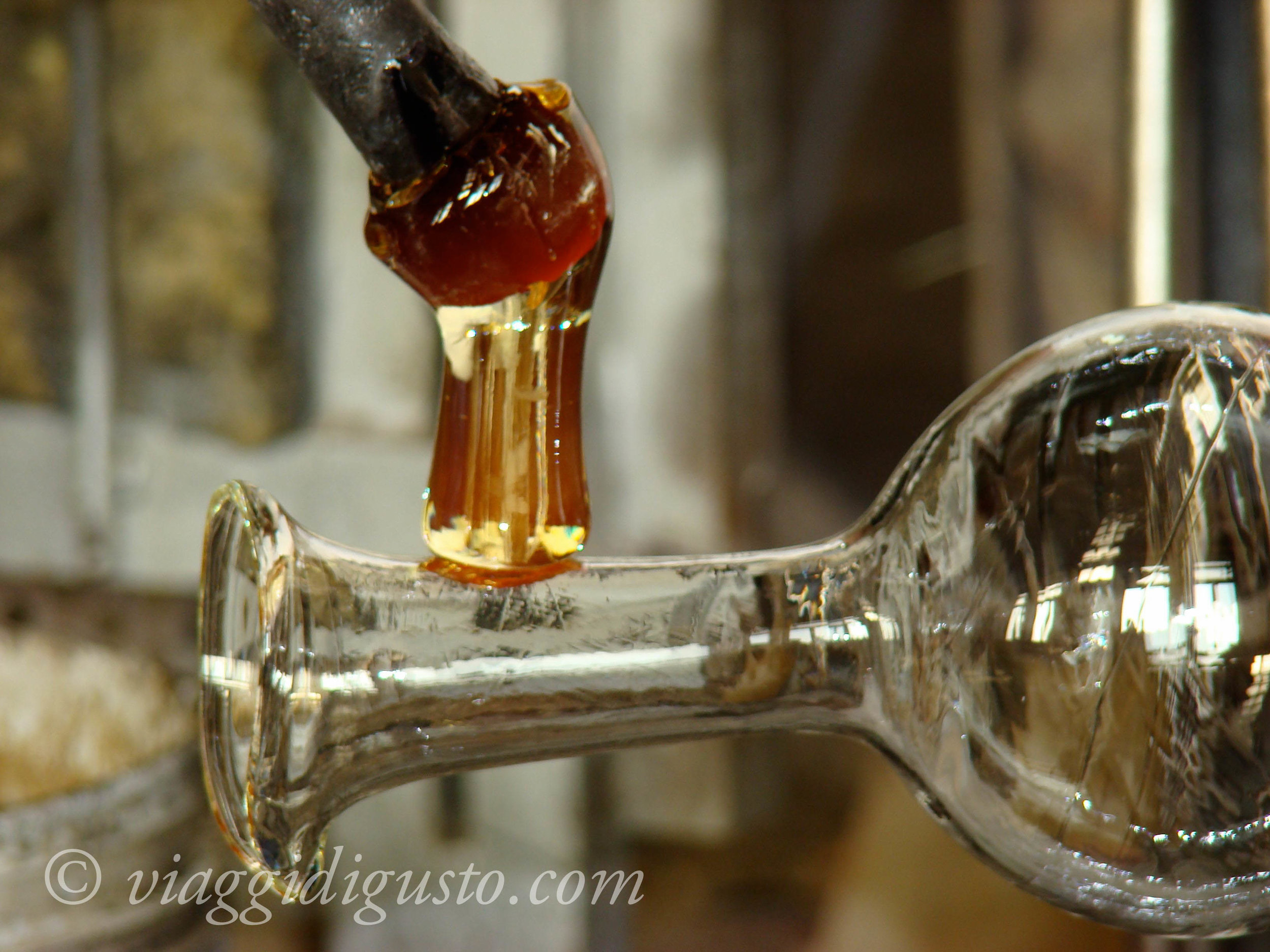 glass blowing venice.jpg