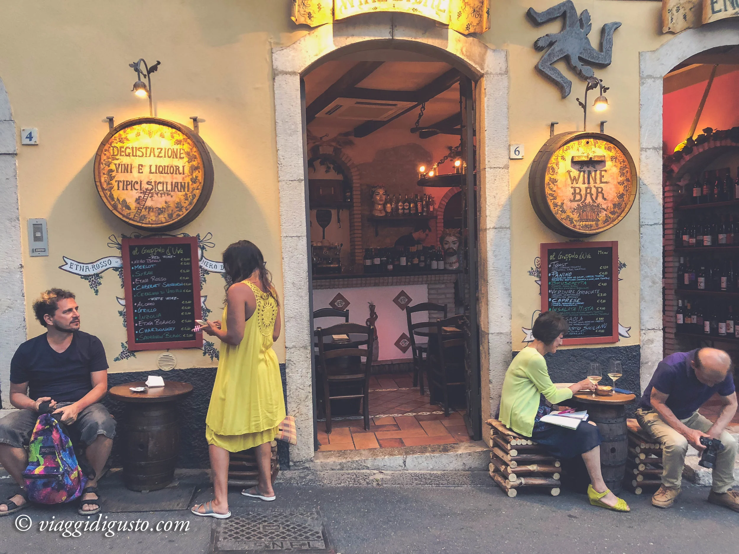 Wine bar, Taormina