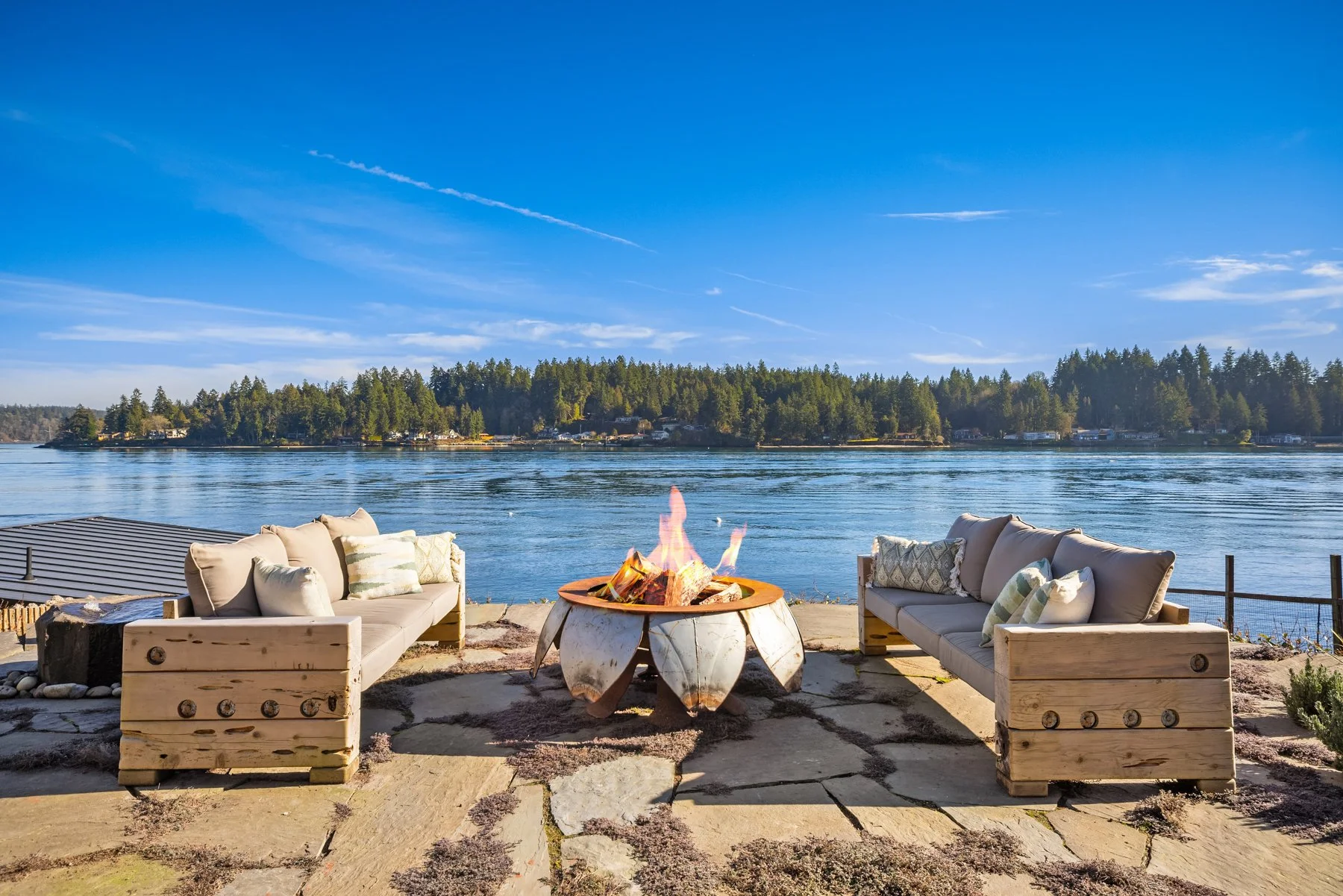 Low Bank, High Bank, No Bank on Bainbridge Island