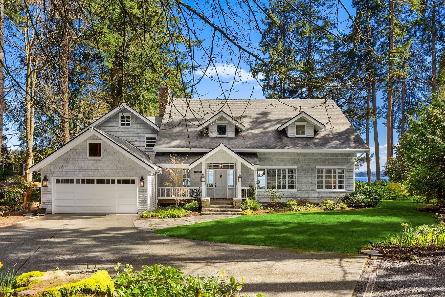 Rare Bainbridge Island Waterfront - $3,643,000