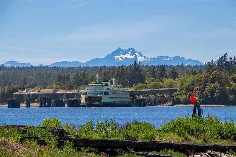 Touring Bainbridge Island's Road Ends and Beaches