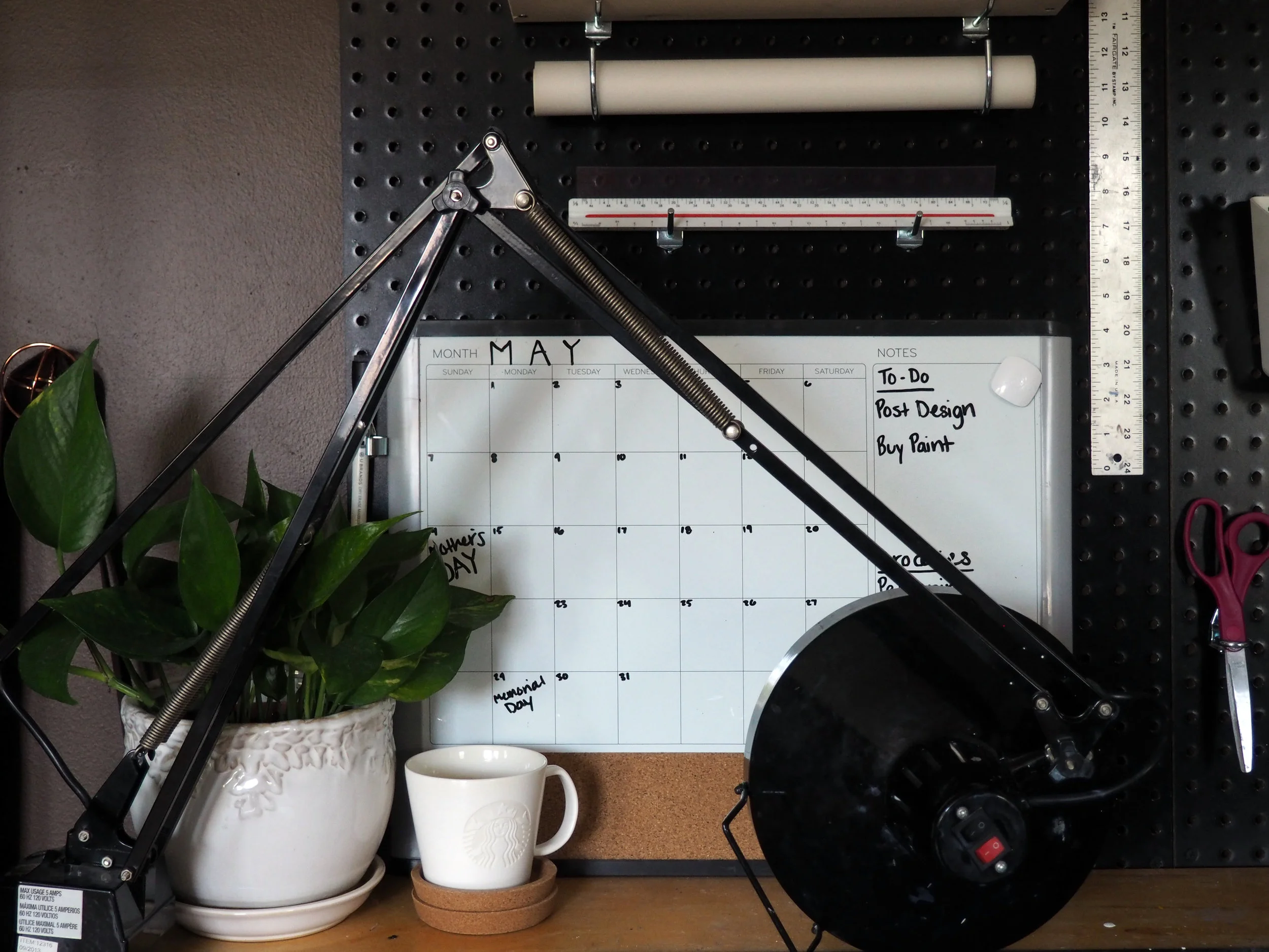 new desk 3.jpg
