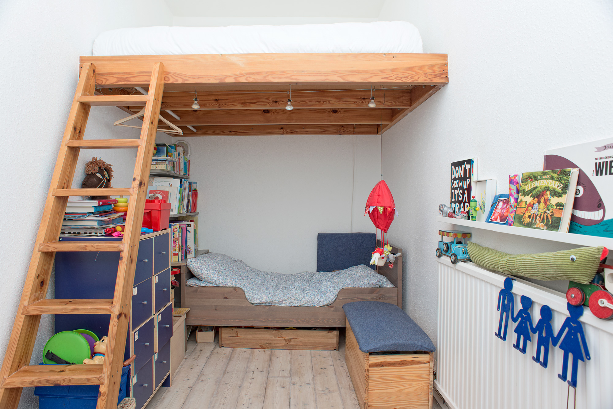 MilesRoom2netBigger.jpg