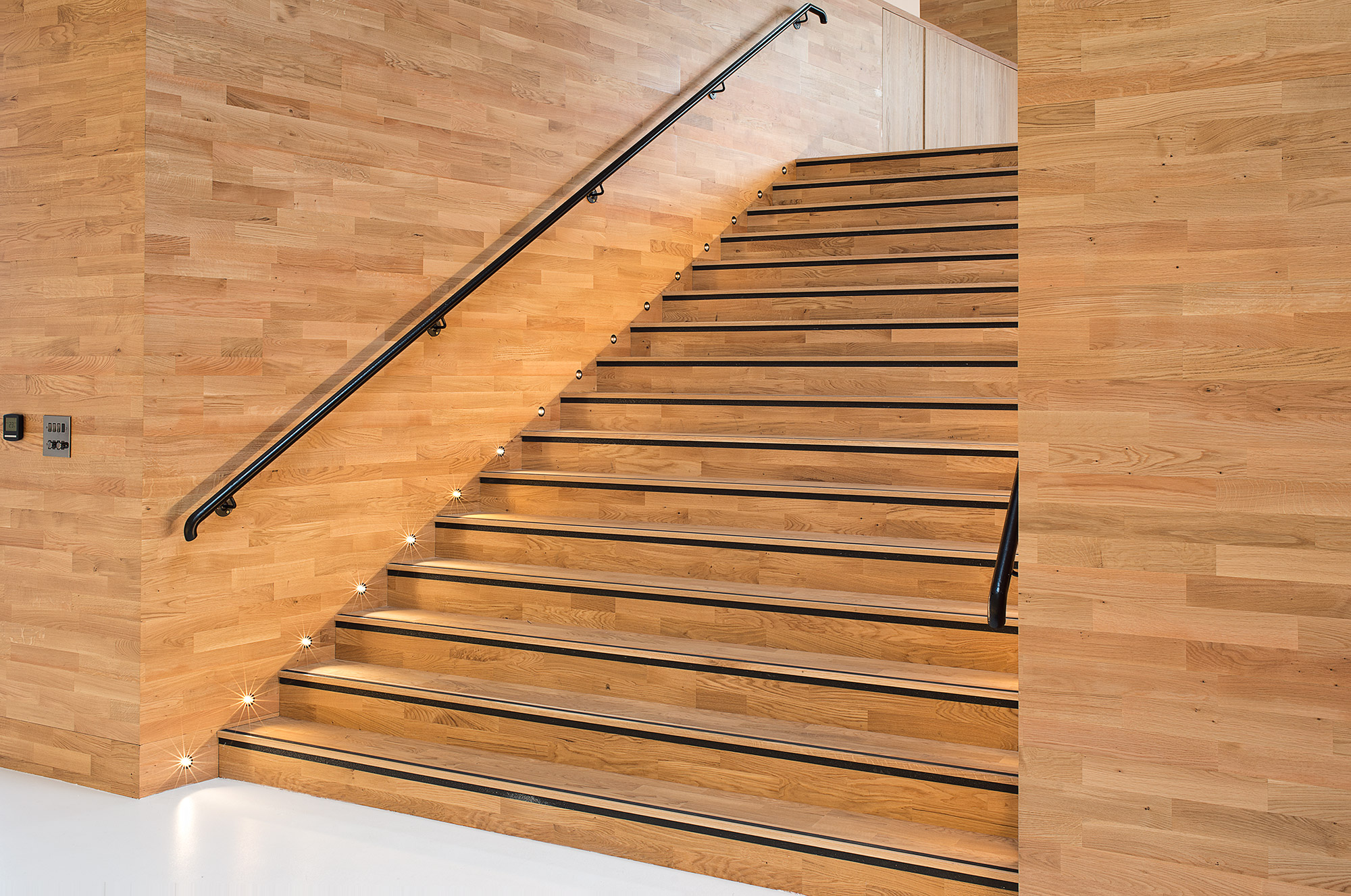 Stairs2.jpg