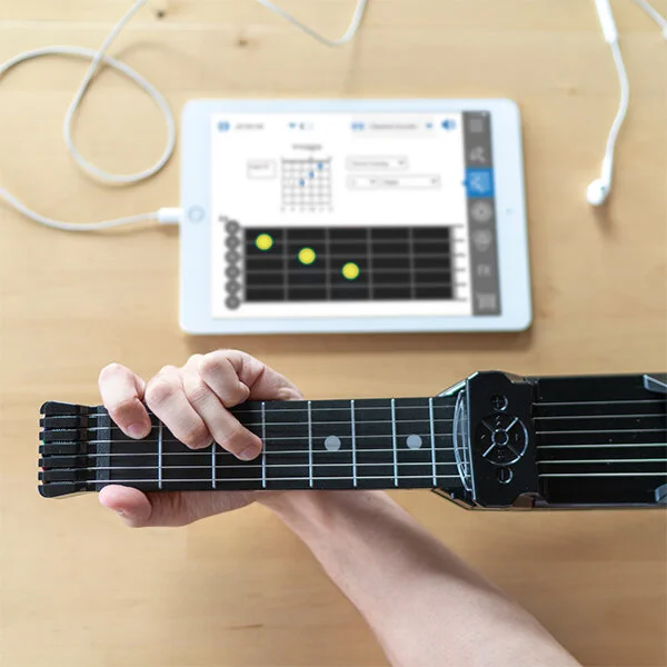 Square-Jamstik7_FingersDisplayed.jpg