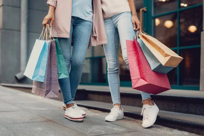 shopping-in-debrecen-cover-GRM.jpg