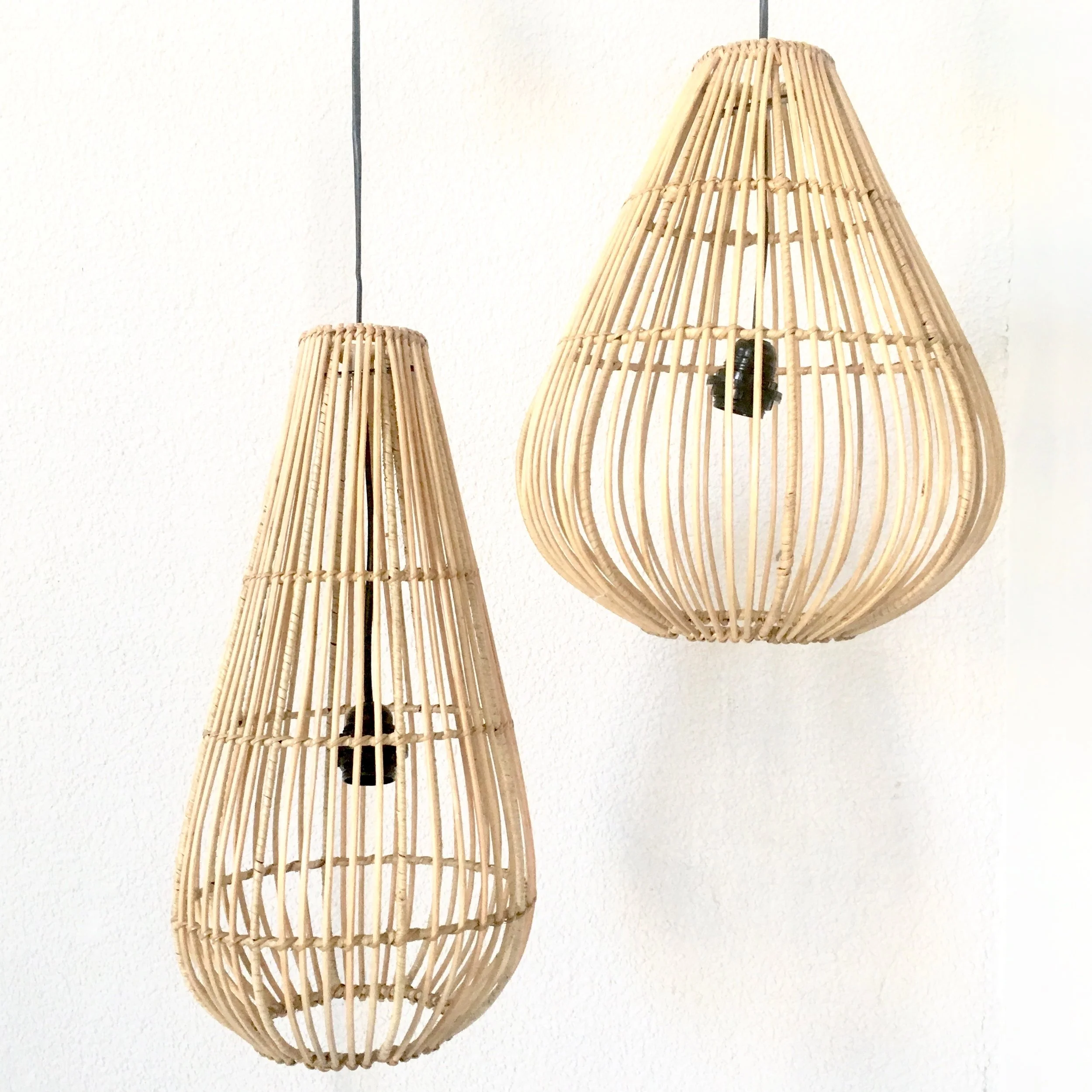 <span style="font-family:Helvetica;letter-spacing:2px;font-size:10px;color:rgba(28,28,28,0.8);text-transform:uppercase;"><b>SPA LANTERNS CLUSTER</b></span>