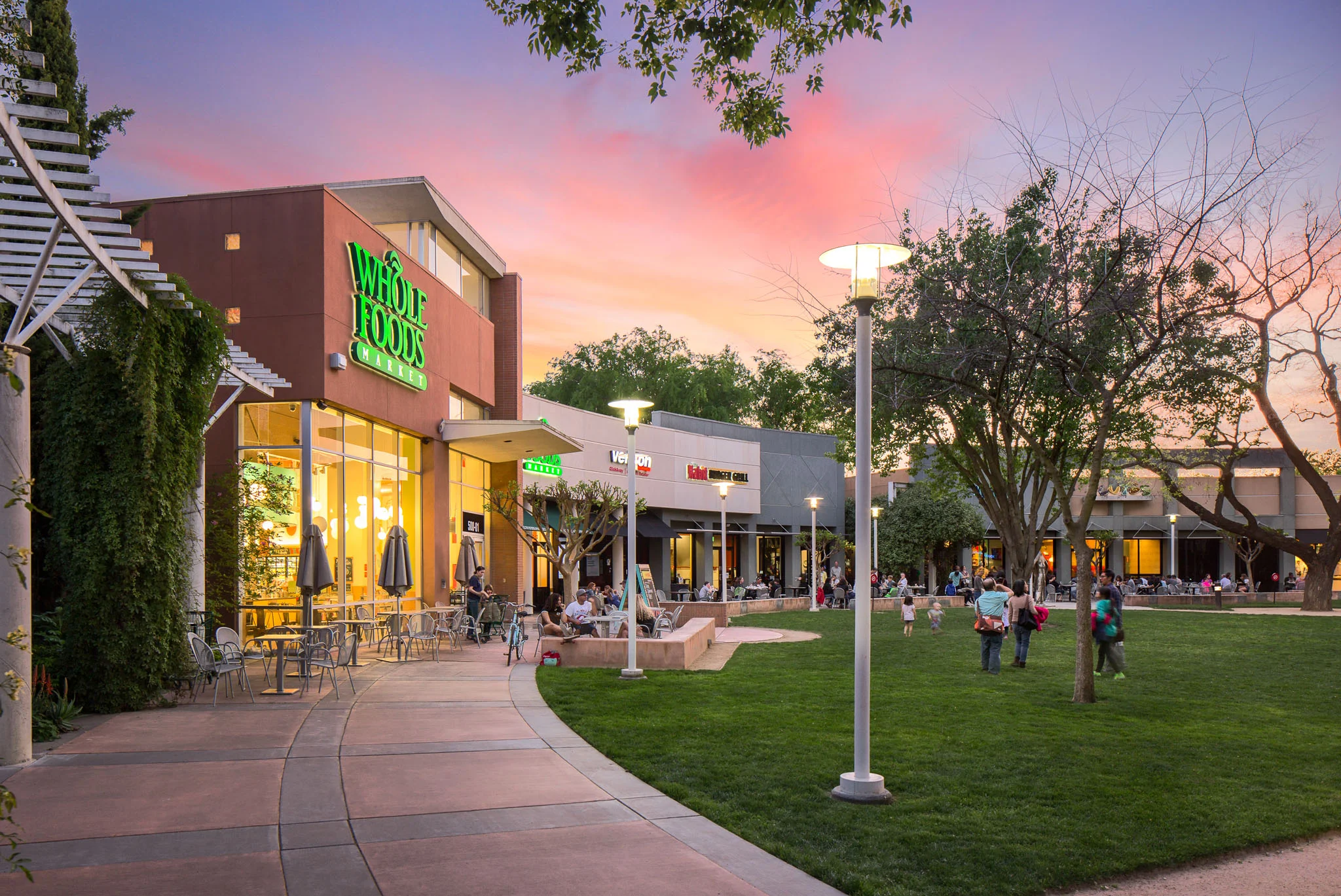 Davis Commons 1.jpg