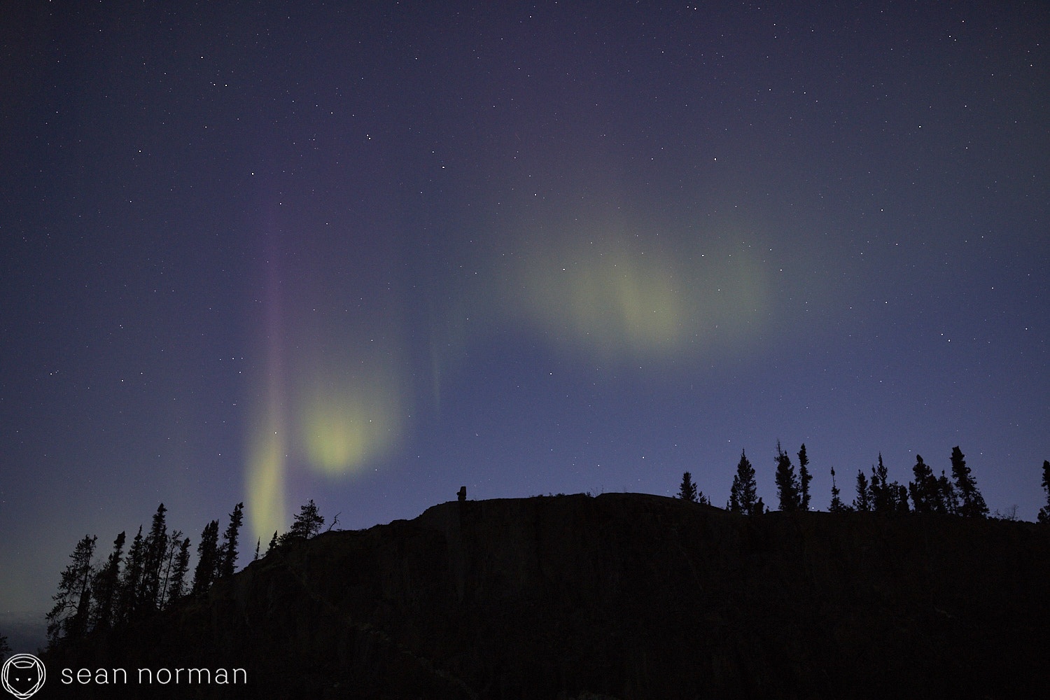 Yellowknife Aurora Guide - Northern Lights Tour - 02 1.jpg