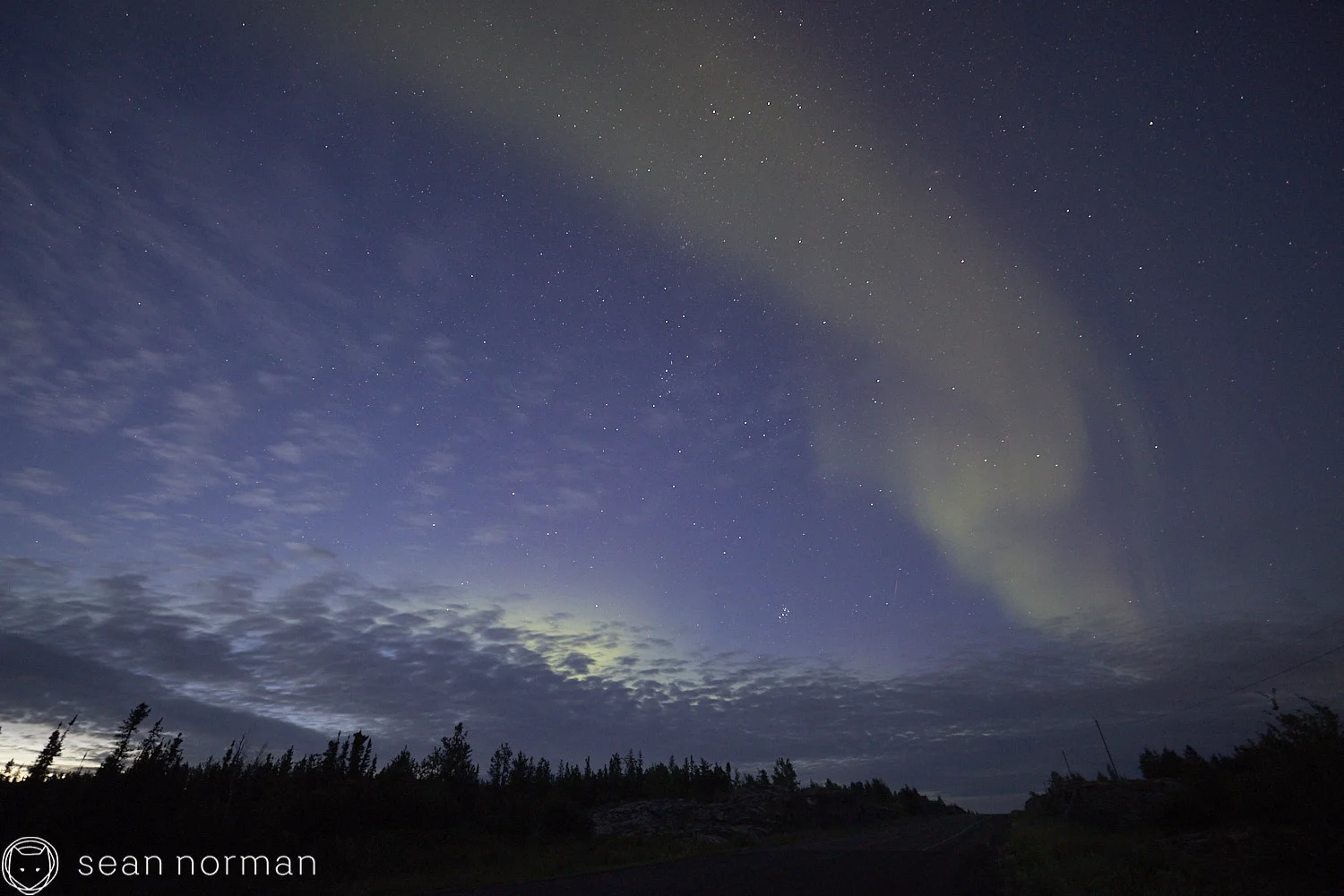 Yellowknife Aurora Guide - Northern Lights Tour - 02.jpg
