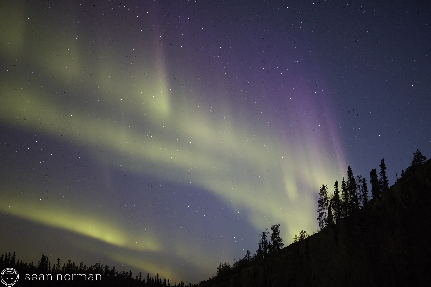 Yellowknife Aurora Guide - Northern Lights Tour - 04.jpg