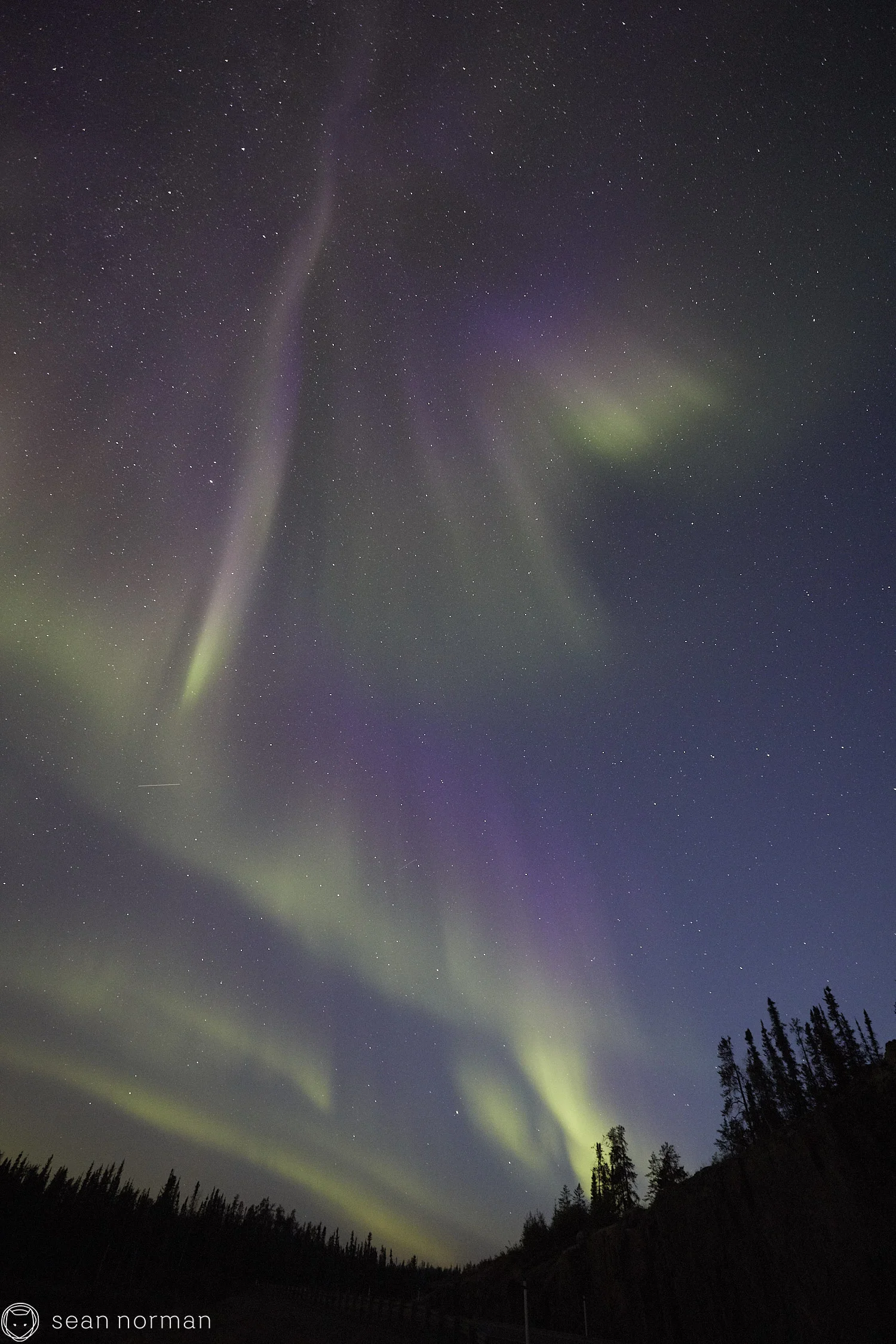 Yellowknife Aurora Guide - Northern Lights Tour - 05.jpg