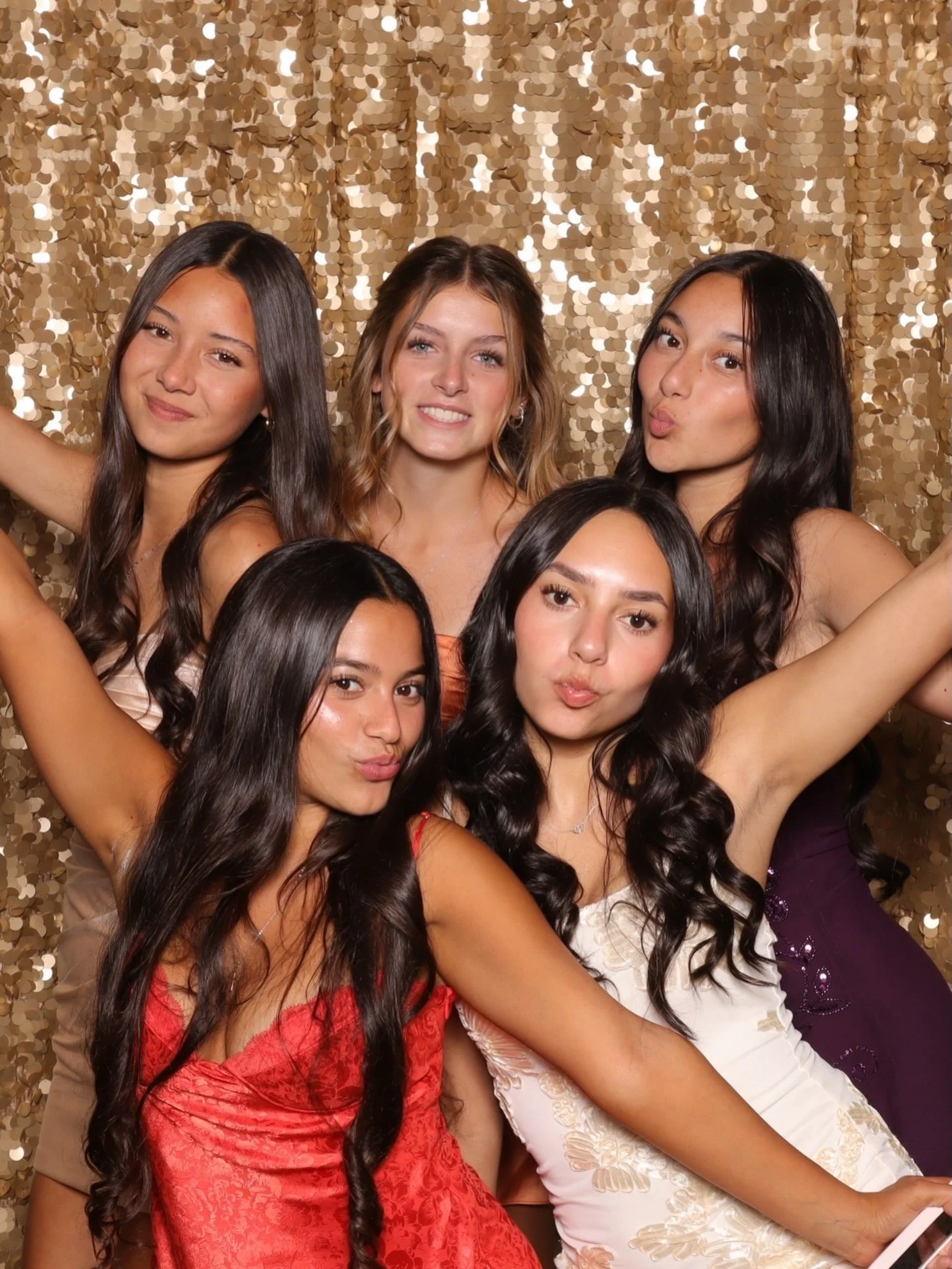 Movin with my #crew #hoco @cloudnine.photobooth_