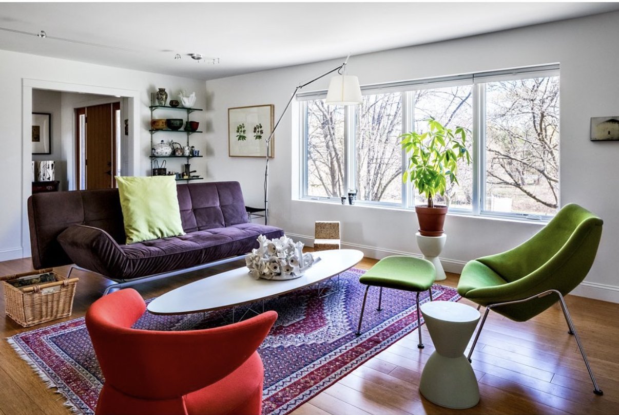 Flora on @44 Leggett .jpg