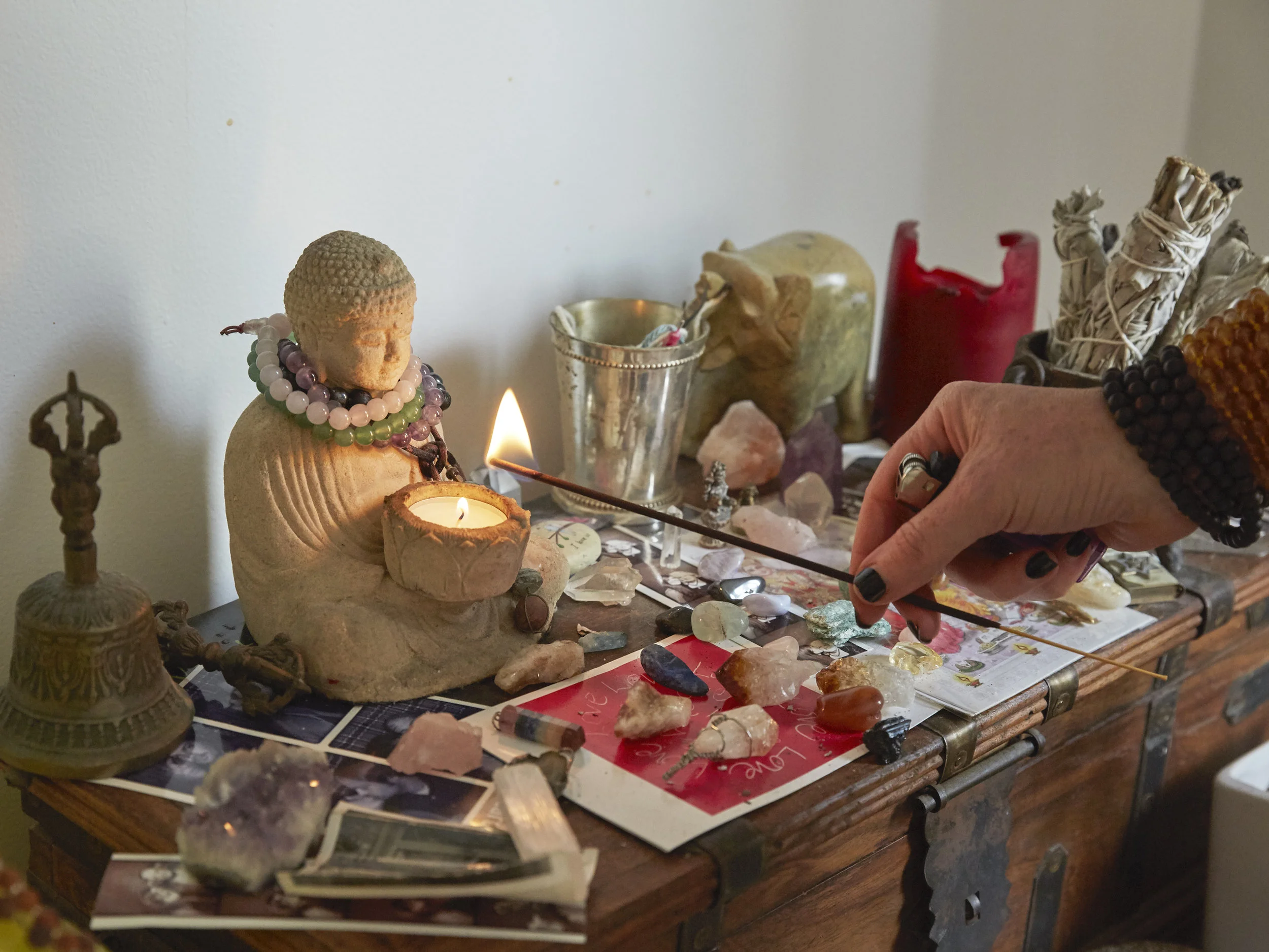 JamieGraber lightingAltar.jpg