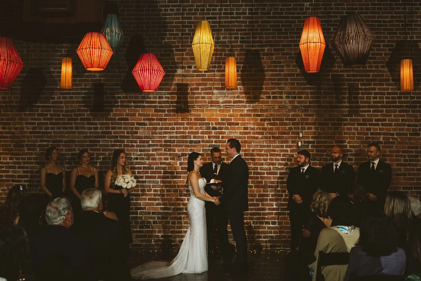 ✨ Wedding Planning Tip ✨
Visit your venue at the same time of day as your ceremony. Why? Lighting changes everything. 🌅
Seeing your space in real time helps you know what the natural light will look like for photos, where the sun will hit during v