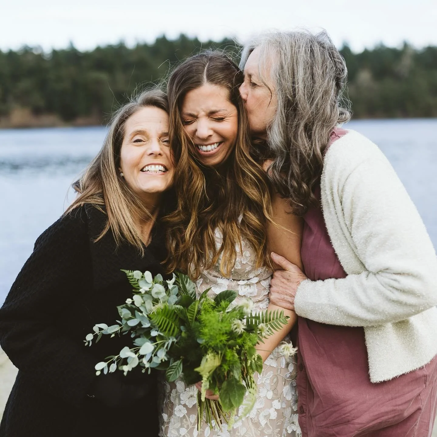 Happy Mother&rsquo;s Day to all the people who nurture, guide, and support us through life&rsquo;s biggest moments. 💐

Weddings are full of meaningful connections, and today we&rsquo;re celebrating the mothers, guardians, chosen family members, and 