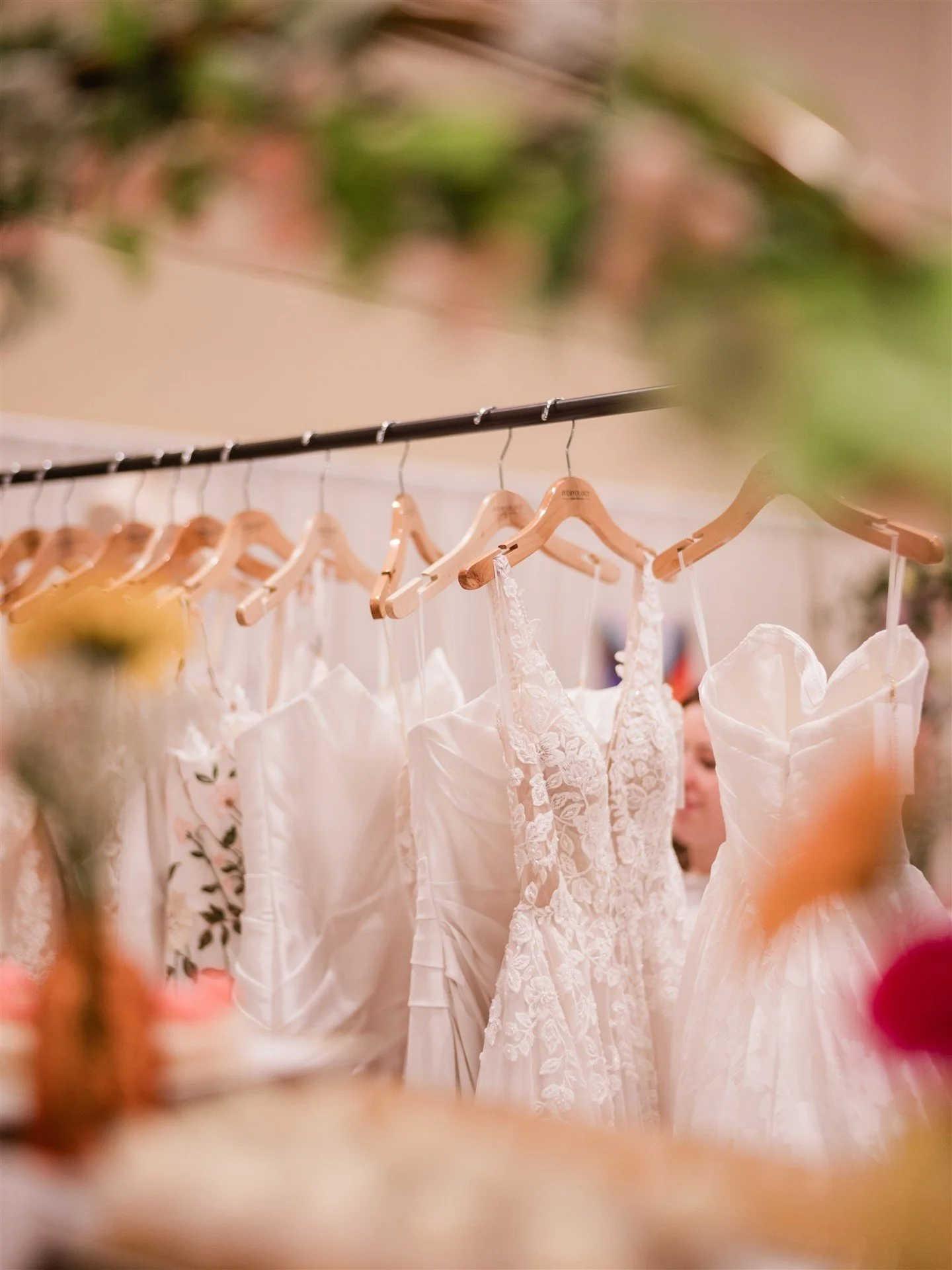 Shopping for your wedding dress can feel overwhelming. These tips can help narrow it down. ⬇️ 

🌟 Think about your venue. A ballroom gown and a beach ceremony create very different vibes.
🌟 Move around in it. Walk, sit, and dance to make sure it fe