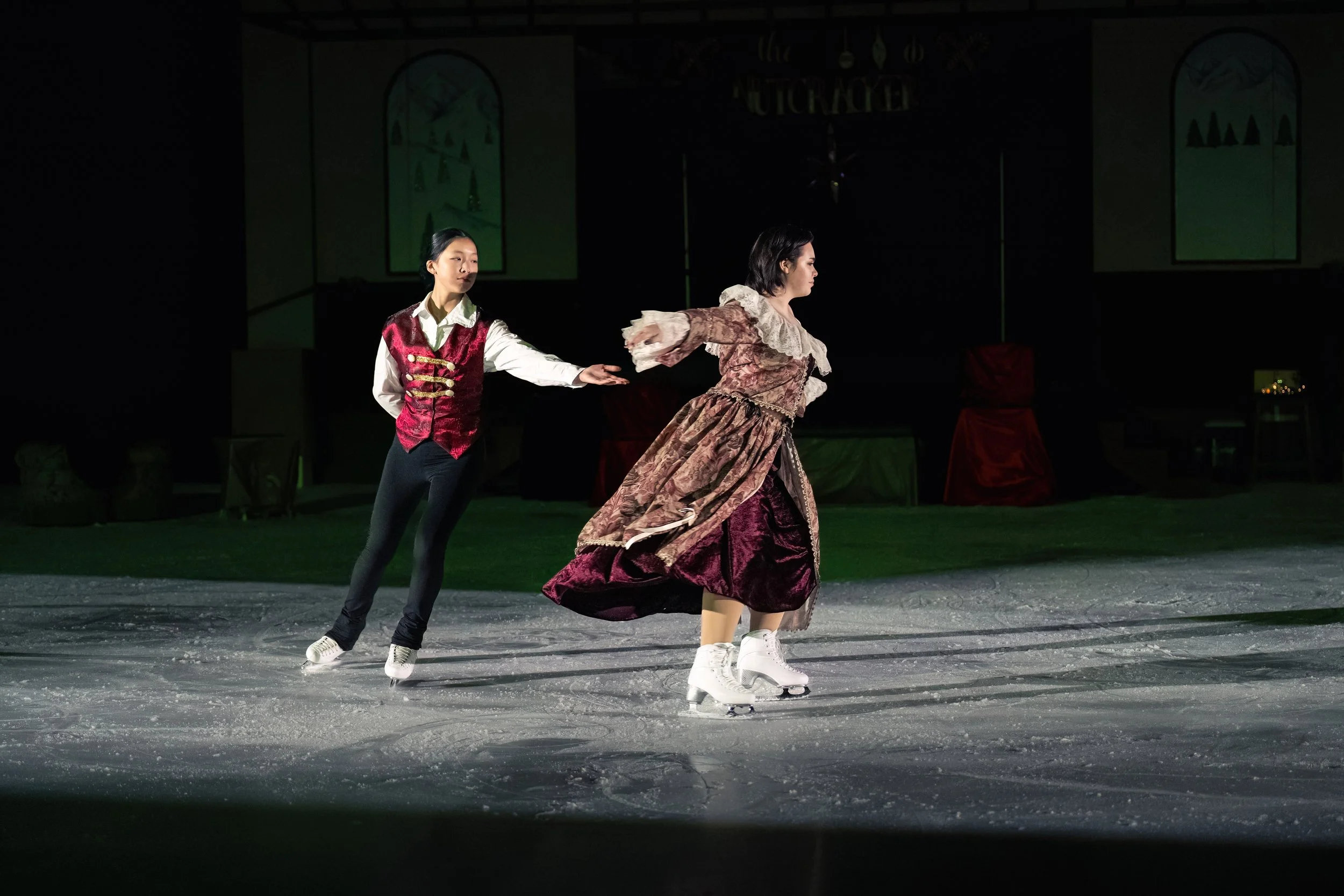 Nutcracker_Show_2025_251213_DSC04610-low-light.jpg