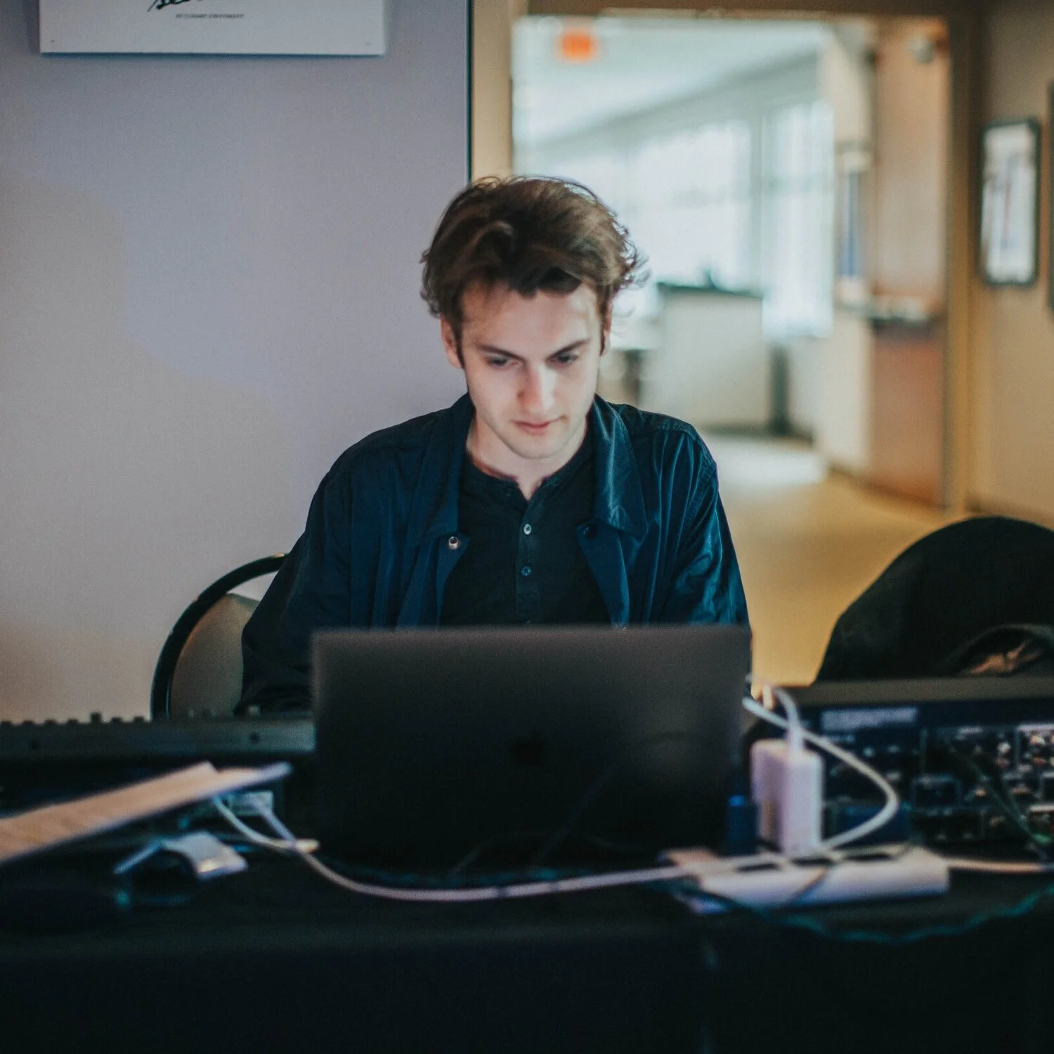 Scott+Mixer+doing+the+business.jpg