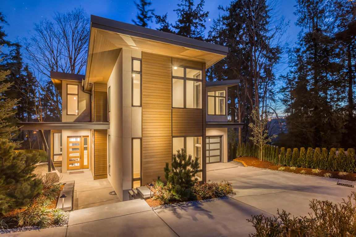 Lot 5 front.jpg
