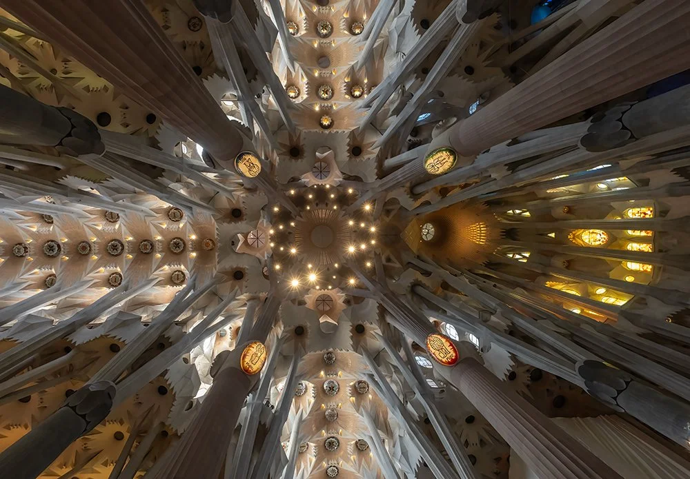 sagrada-familia-interior-2W.jpg