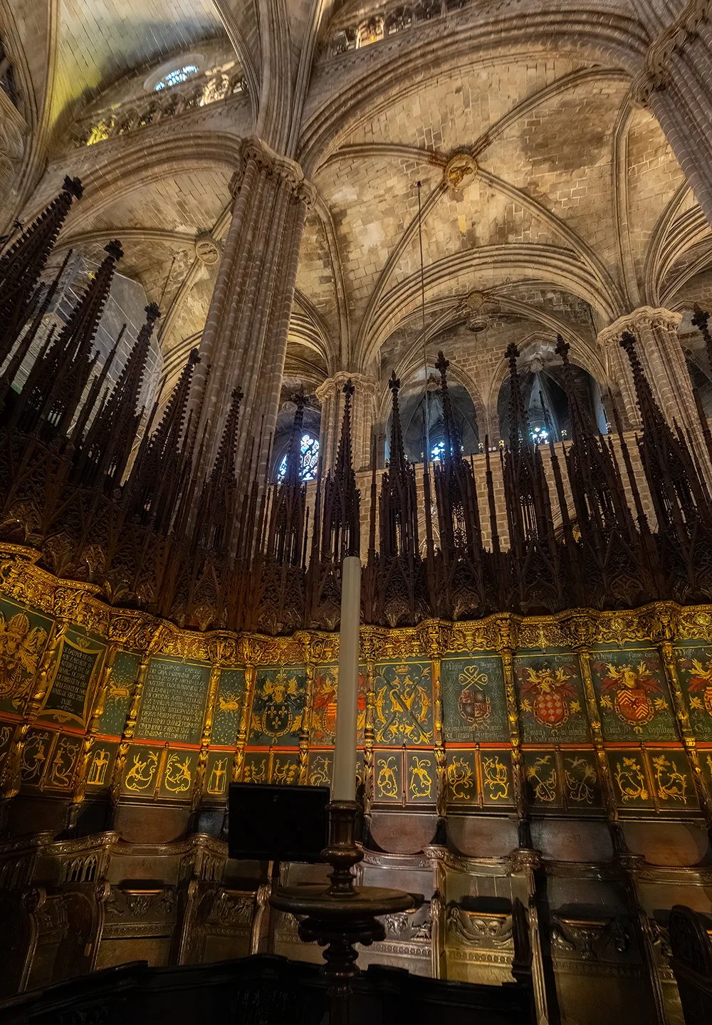 catedral-de-barcelona-interior5W.jpg