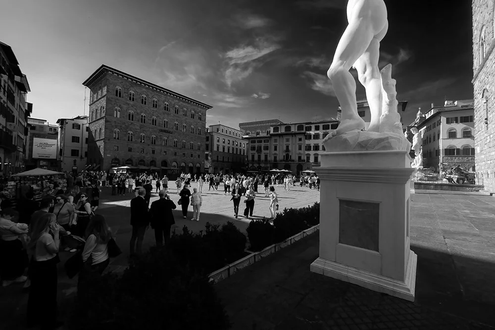 Plaza-del-Palazzo-Vecchio-BWw.jpg