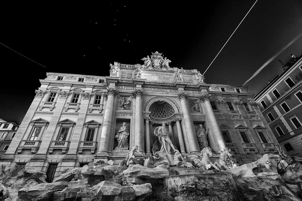 Fontana-di-Trevi-BWw.jpg