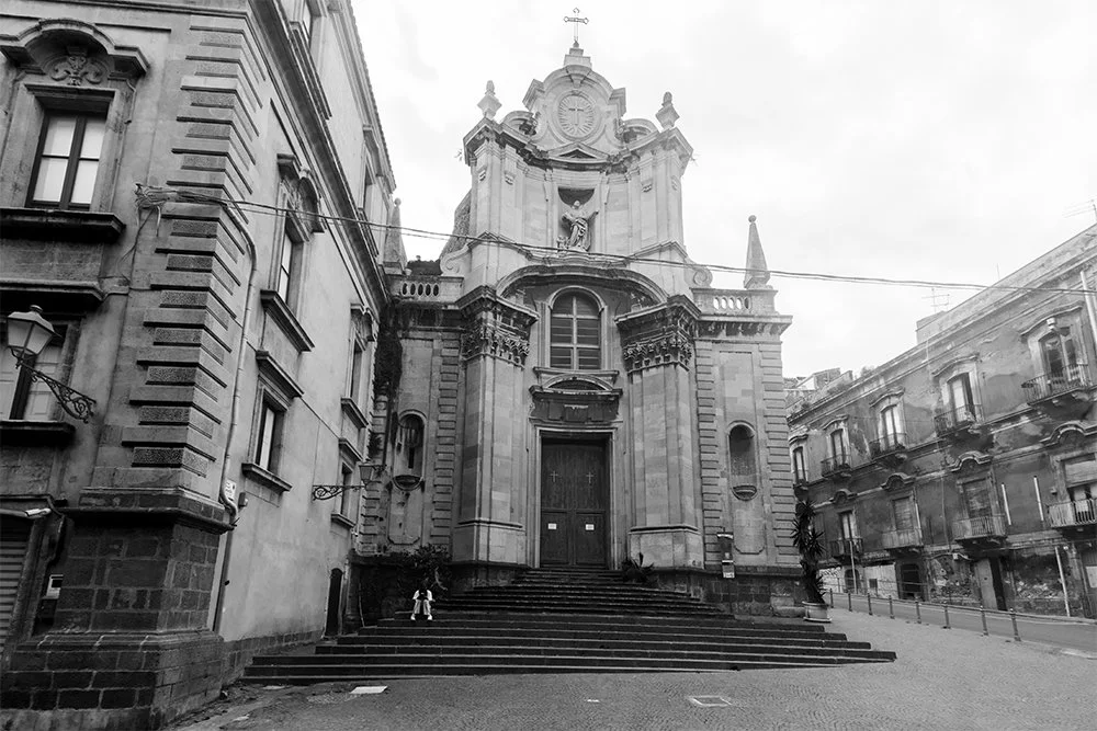 iglesia-en-catania-1-BWw.jpg