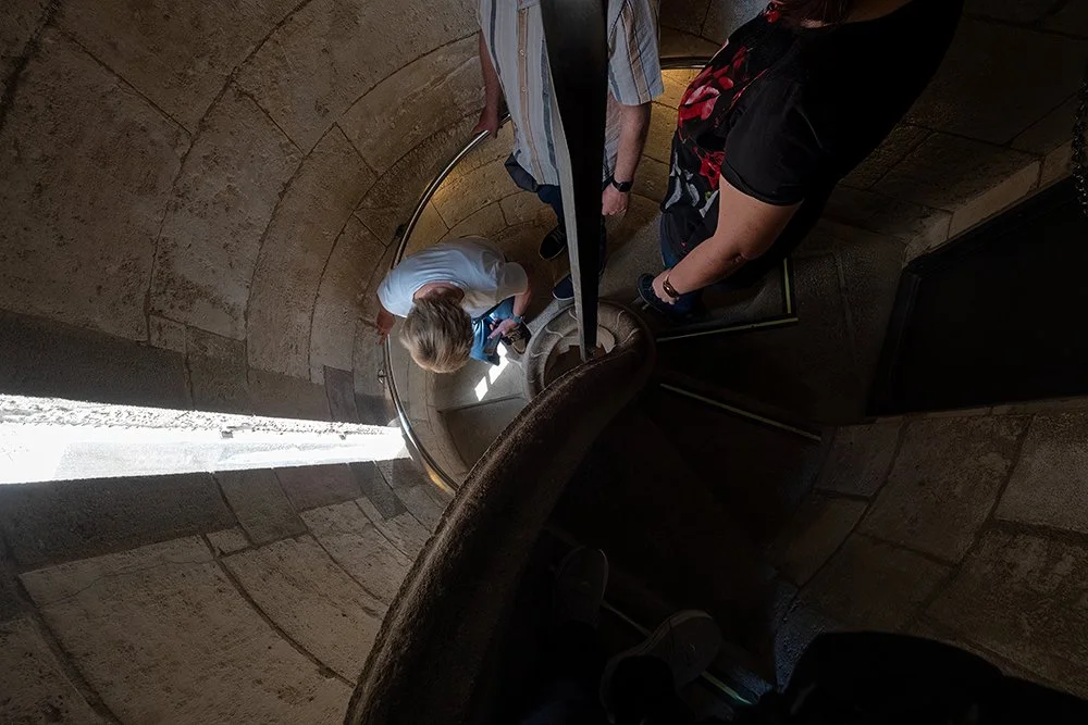 escaleras-torre-sagrada-familiaW.jpg