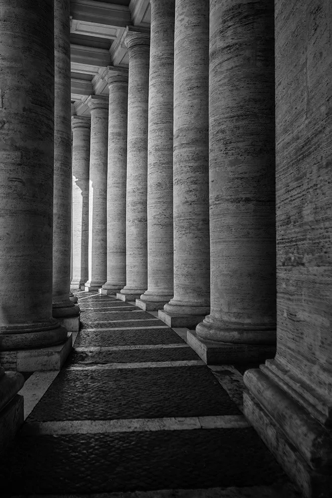 esc-alinata-bernini-columnas-BWw.jpg