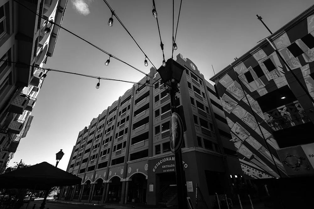 Bombillas-y-cablesW.jpg