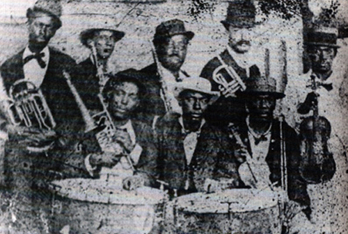 1906_valenzuela.png