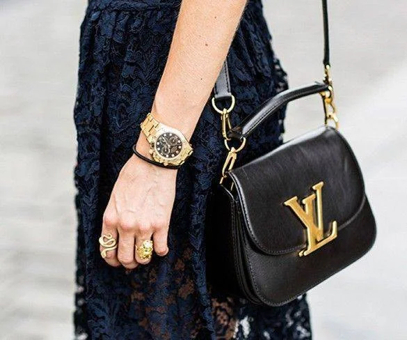 Calling All Fashionistas: This Online Consignment Store Sells Swoon-Worthy Items