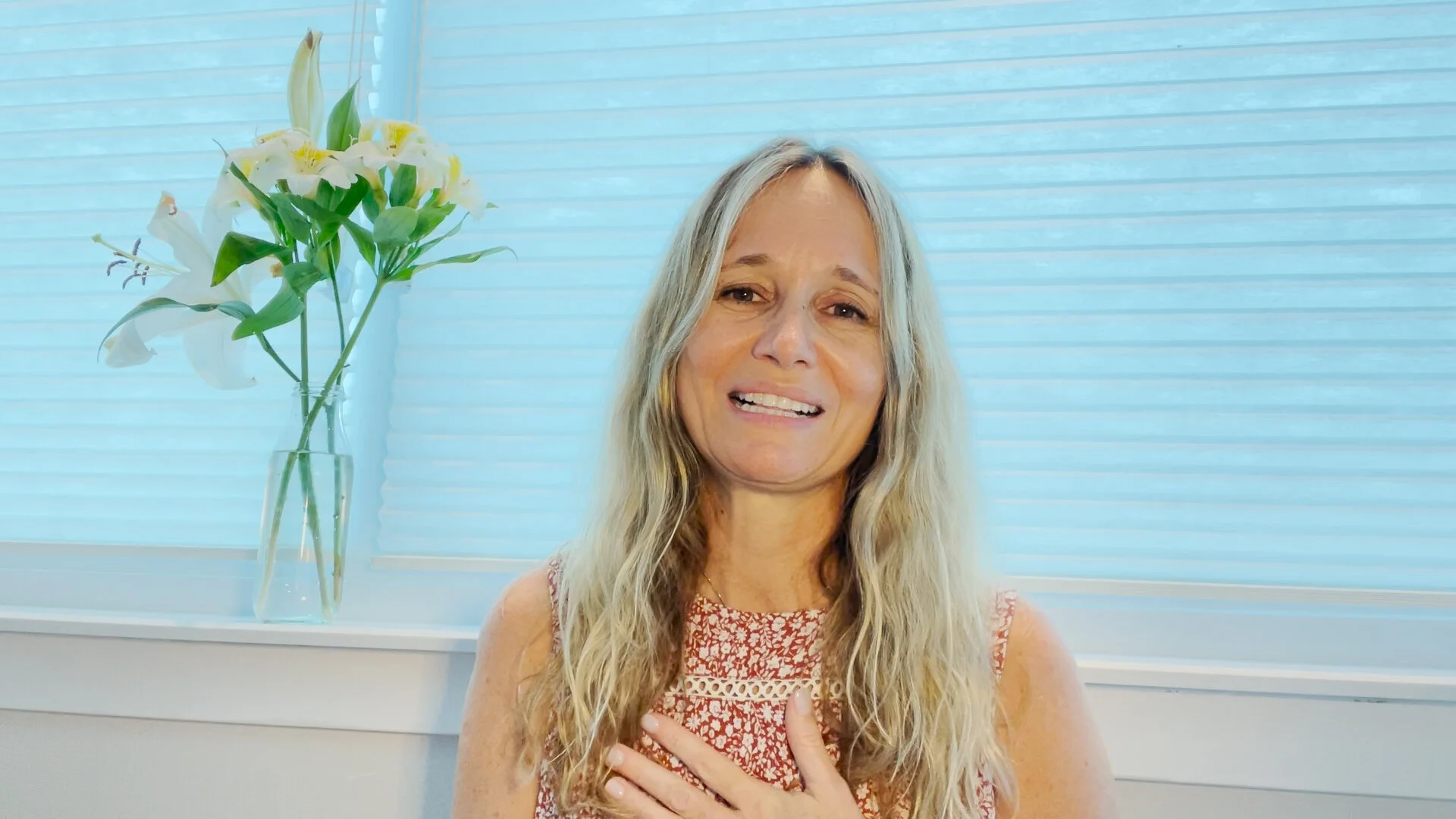 Day 4: Sharon Smethurst "Carriers of His Presence" 