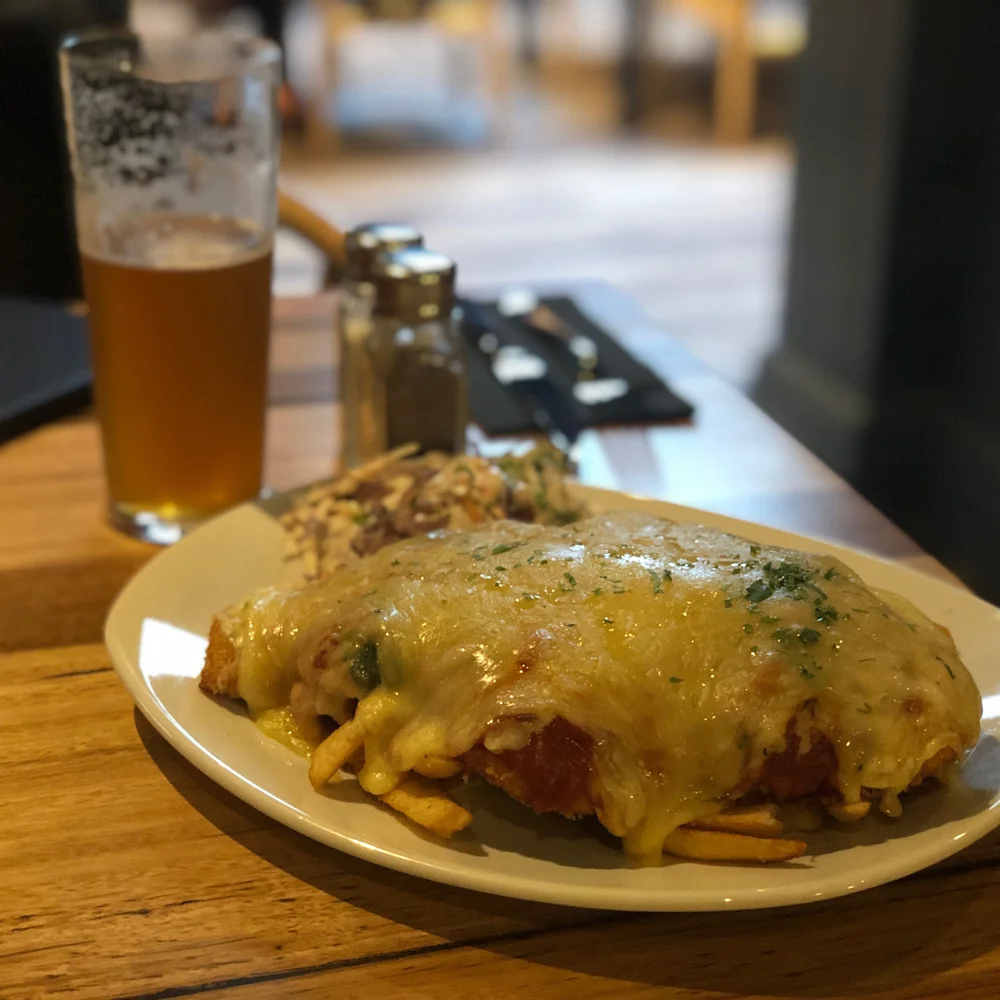 #392 - 'The Essendon Hotel'